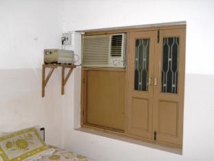 Bharti Guest House Матура Екстериор снимка